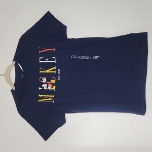 Small Mickey mouse t-shirt